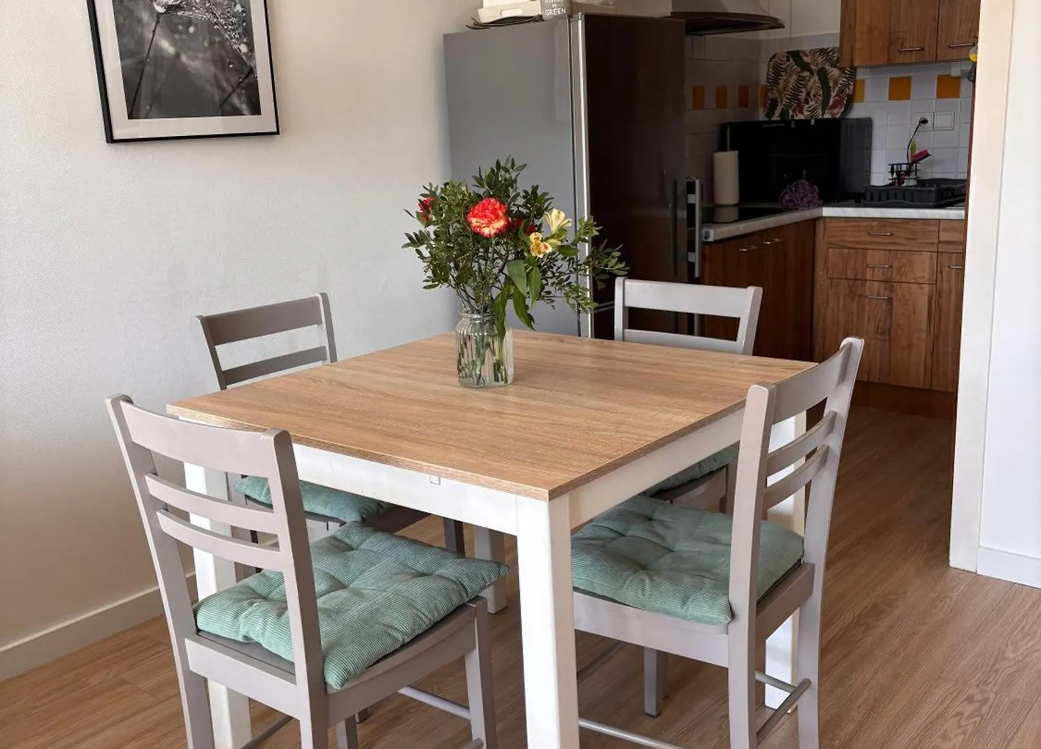 Agreable 2 Pieces Au Coeur De Thones Apartment