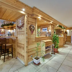 3* Hotel Du Commerce